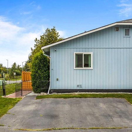 Updated Townhome Near Airport And Shopping! Anchorage Exteriör bild