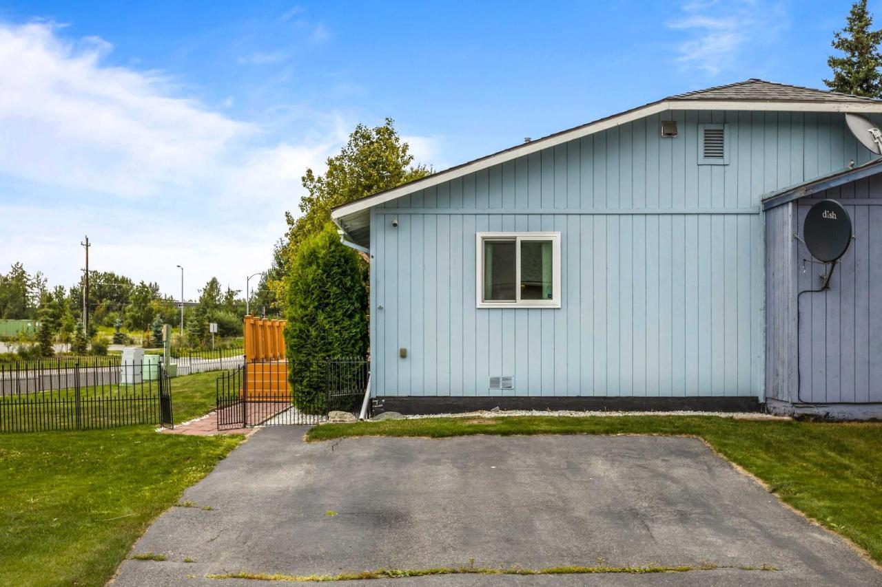 Updated Townhome Near Airport And Shopping! Anchorage Exteriör bild