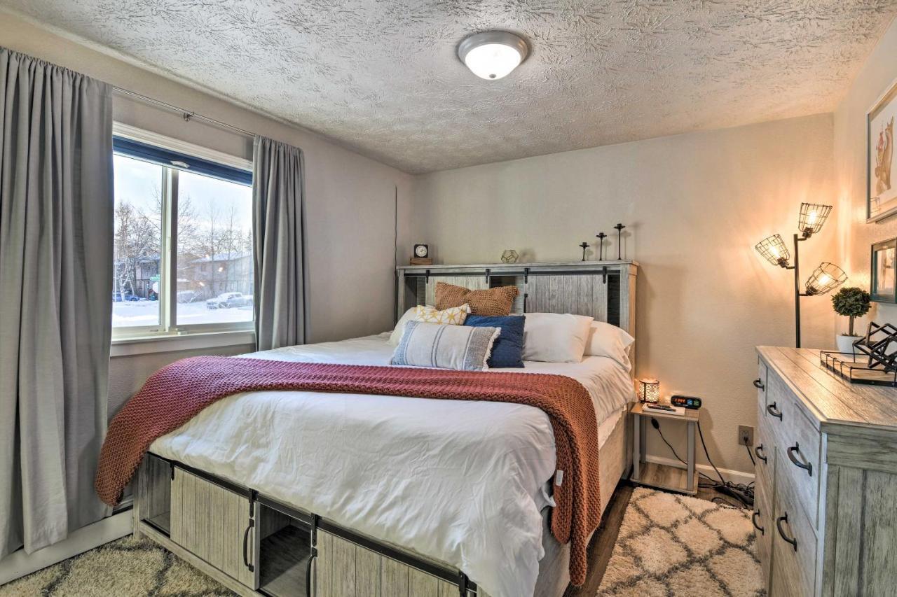 Updated Townhome Near Airport And Shopping! Anchorage Exteriör bild